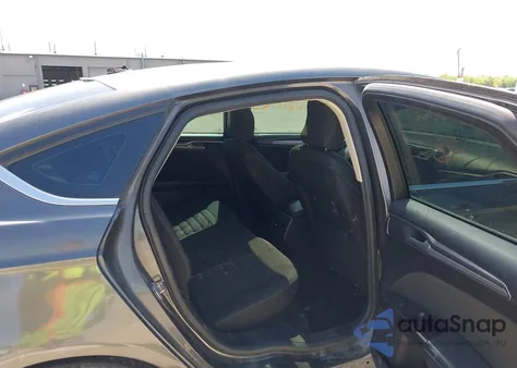 2017 Ford Fusion Hybrid Se z USA, uszkodzony, nr VIN 3FA6P0LU4HR374259